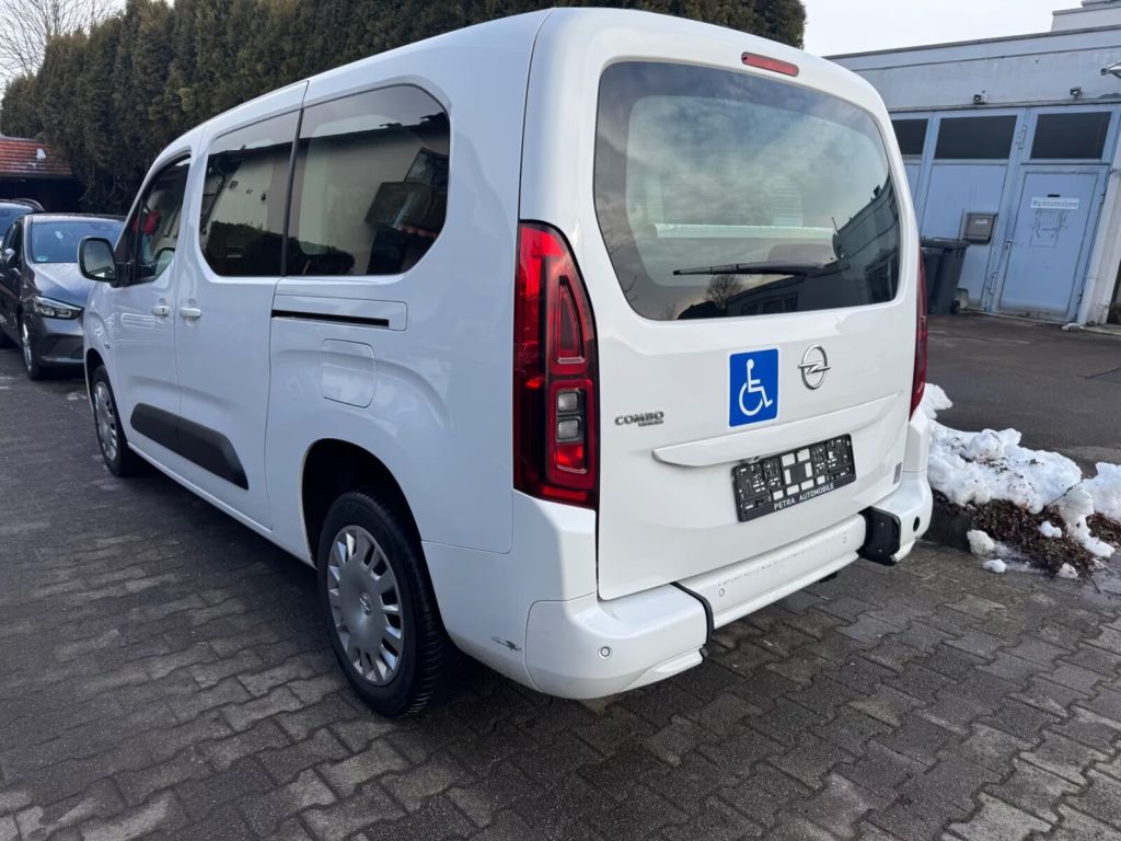 autoplusz-2025-palyazat-opel-combo-0