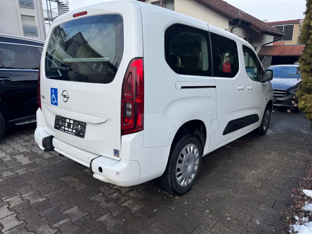 autoplusz-2025-palyazat-opel-combo-5